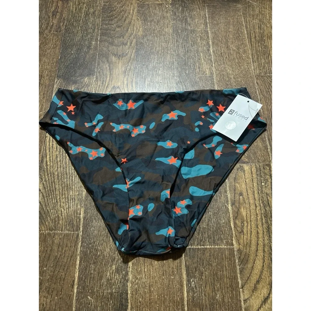 NWT Fused Hawaii XL Haleakala High Rise Bottoms Camo Orange Star
